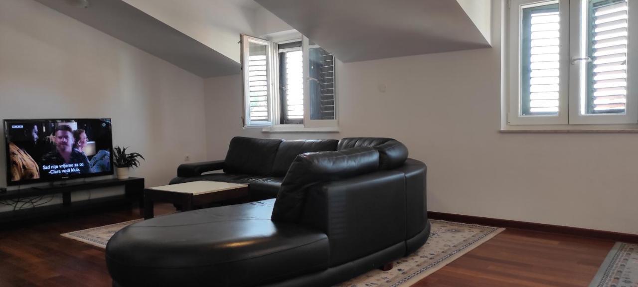 Luxury City Centre Apartment With Stunning View Omis Luaran gambar
