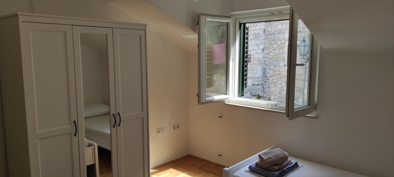 Luxury City Centre Apartment With Stunning View Omis Luaran gambar