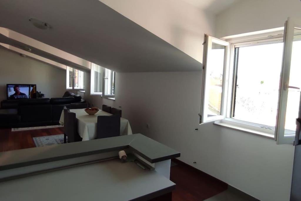 Luxury City Centre Apartment With Stunning View Omis Luaran gambar