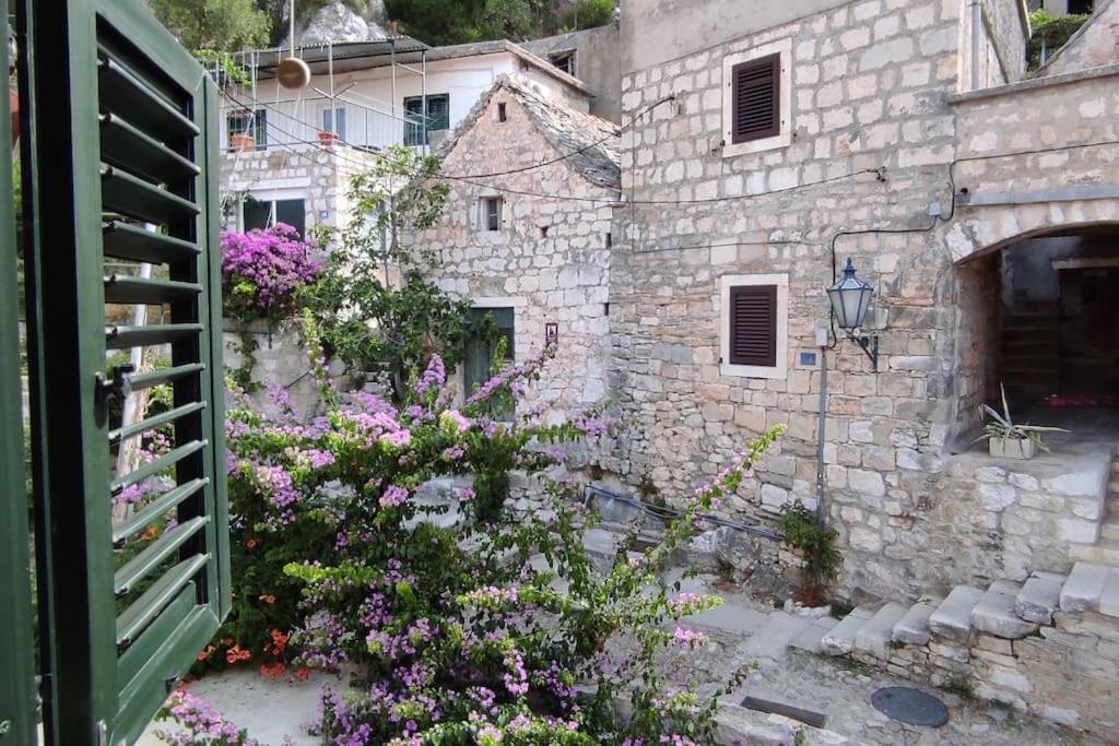Luxury City Centre Apartment With Stunning View Omis Luaran gambar